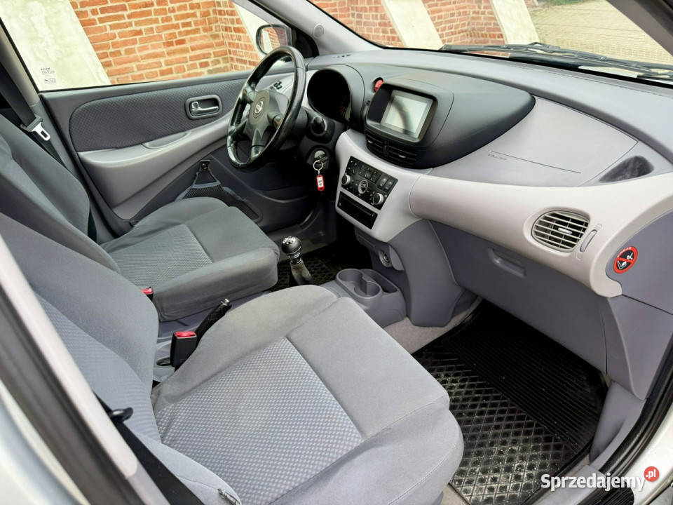 Nissan Almera Tino 18i 116 Kamera Nawigacja srebrny Zwoleń