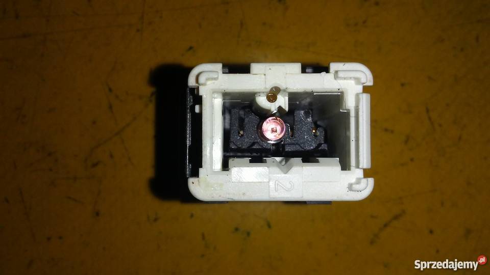 włącznik awaryjnych Renault Clio II LiftLaguna łódzkie
