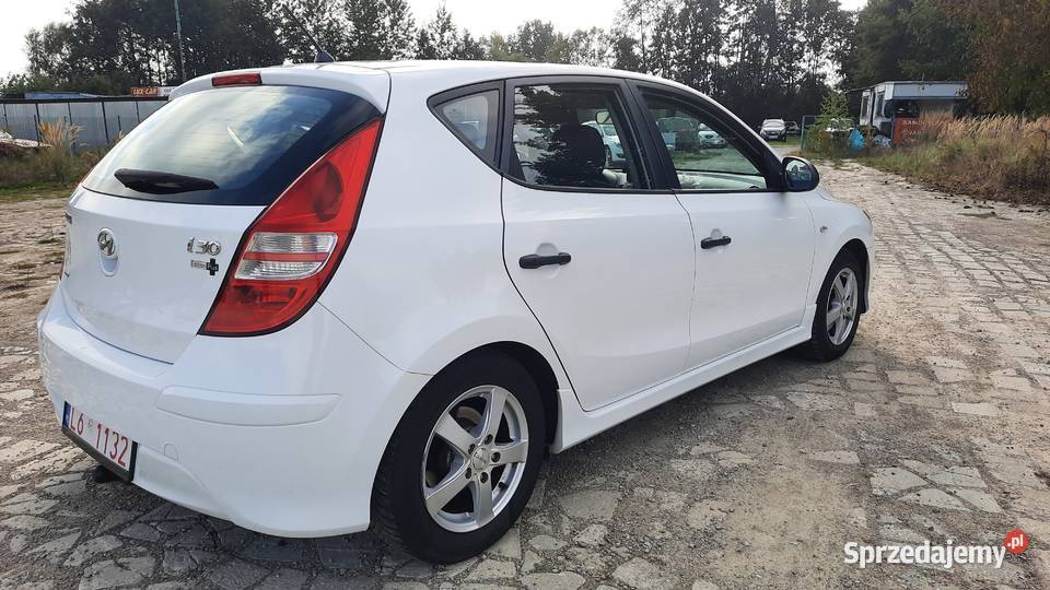 Hyundai i30 Lift 14 16V Benzyna Klima sprawna i30 Samochody osobowe lubelskie sprzedam