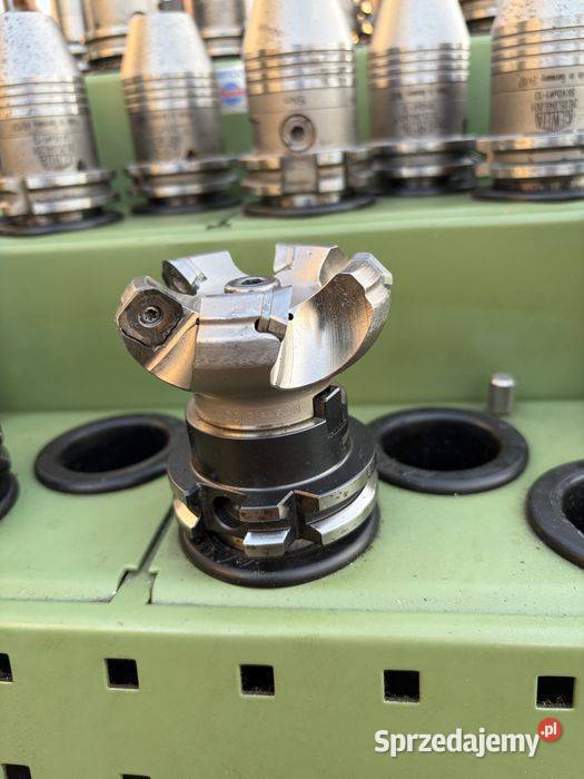 Frez czołowy 75 mm z oprawką SK40 DIN 69871 Kompresory