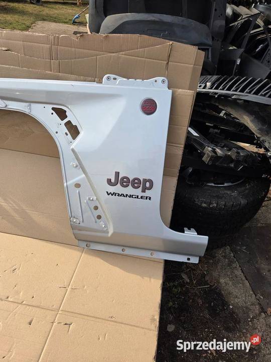 Błotnik lewy przód przedni Jeep Gladiator