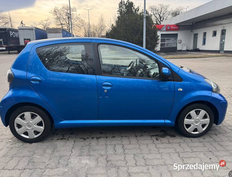 Toyota Aygo I 10 2011 niski przebieg klima łódzkie