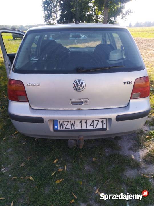 Syndyk sprzeda samochód Volkswagen Golf 10