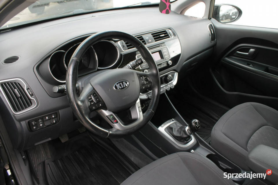 Kia Rio Podgrzewane fotele czujniki parkowania elektryczne lusterka Szczecin