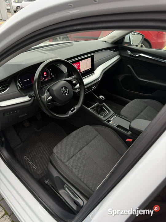 koda Octavia 15 TSI ACT Style gwarancja IV 2020 wspomaganie kierownicy
