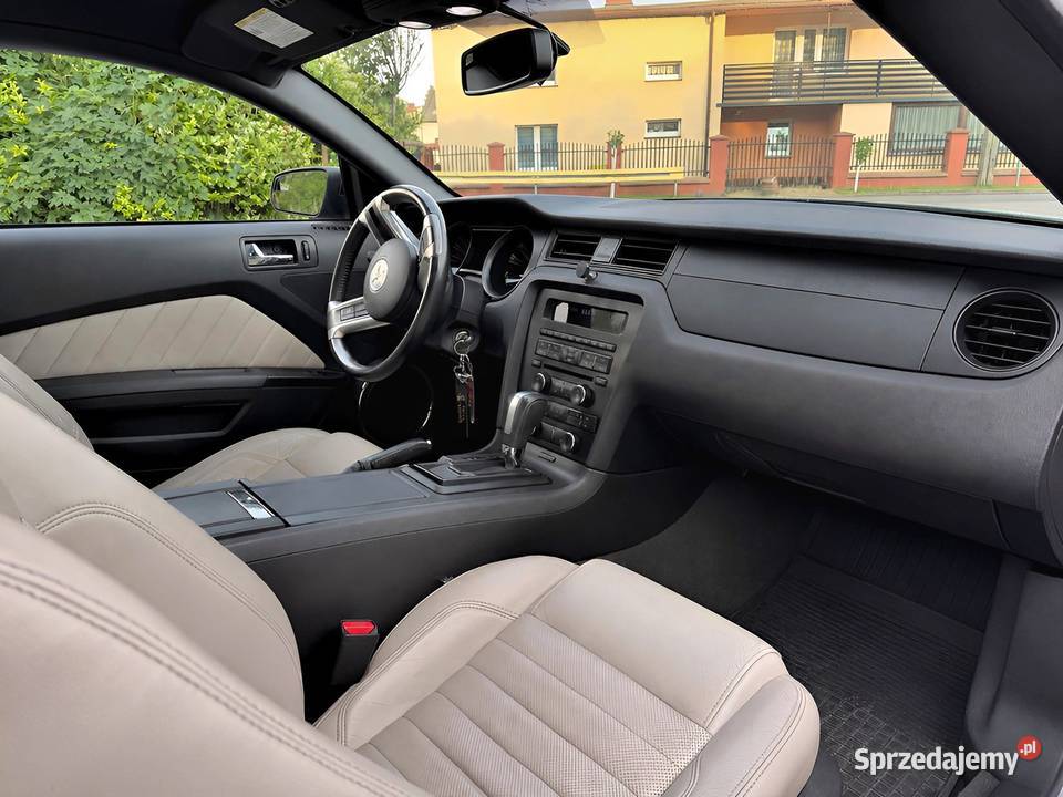 Ford Mustang Premium 2014r 37 LPG MZamiana benzyna+LPG
