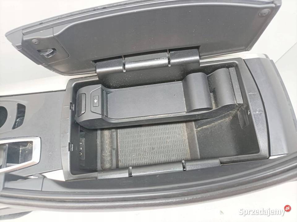 TUNEL ŚRODKOWY PODŁOKIETNIK Bmw X5 II 20062013 Podłokietniki