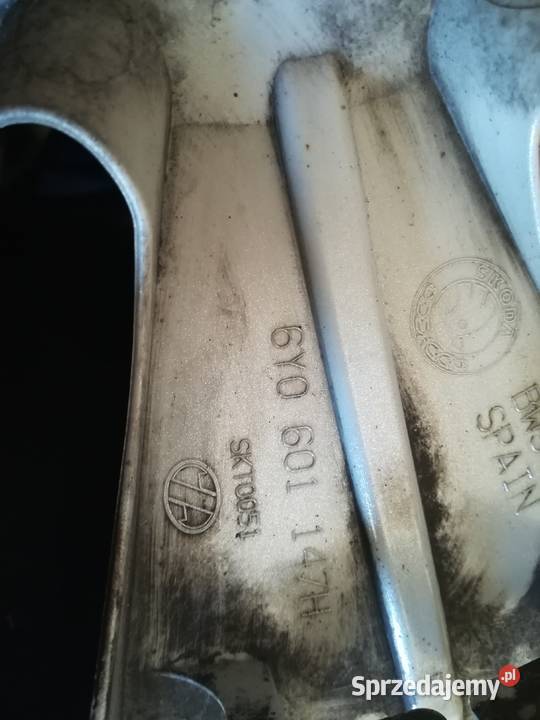 Oryginalny kołpak 14 Skoda fabia Octavia 6Y0 601 osobowe Pozostałe Łódź