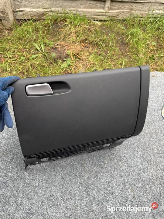 Schowek z Audi a5 8t 2015 Motoryzacja Torzym