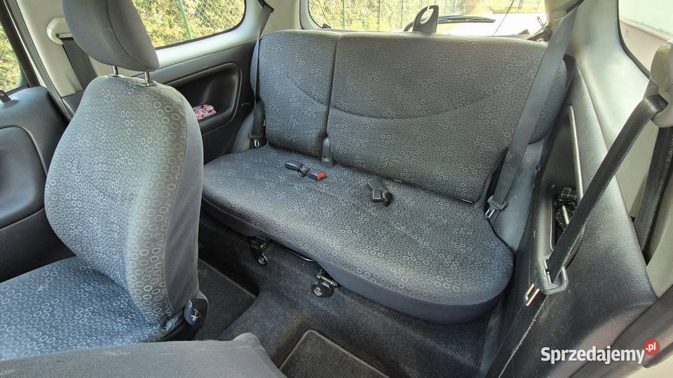 Toyota Yaris Lift 14 D4D Sprawna Klima Nowe manualna Zamość