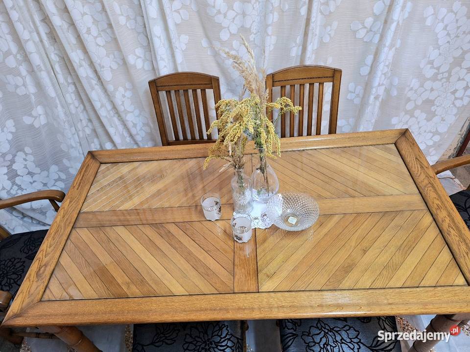 Stół z krzesłami krzesła drewniany zestaw sprzedam