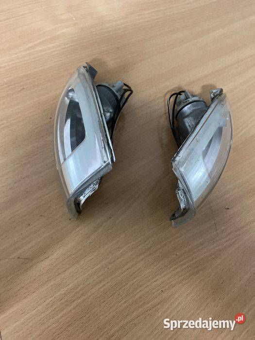 Piaggio Vespa Kierunkowskazy Migacze prawy lewy Poznań
