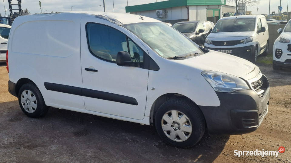 Peugeot Partner Automat kamera pdc 159 wielkopolskie Pleszew