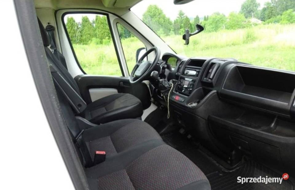 Peugeot Boxer 30 D laweta autolaweta pomoc radio / CD śląskie Bielsko-Biała