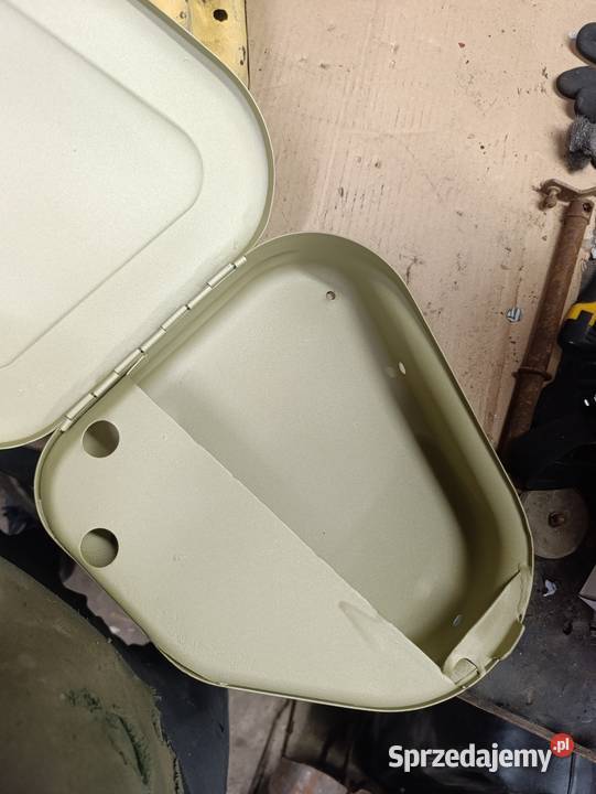 Puszki boczne narzędziowki Simson awo sport 250 Zamość