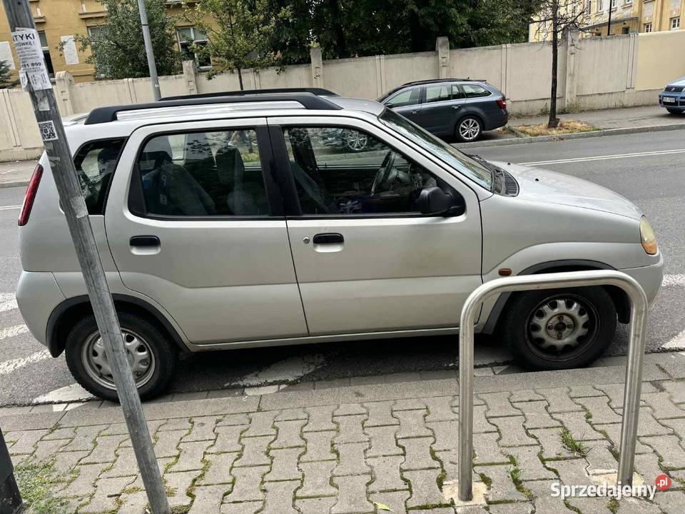 Suzuki ignis 15 benzyna 2000r 15cm3 Nowy Sącz