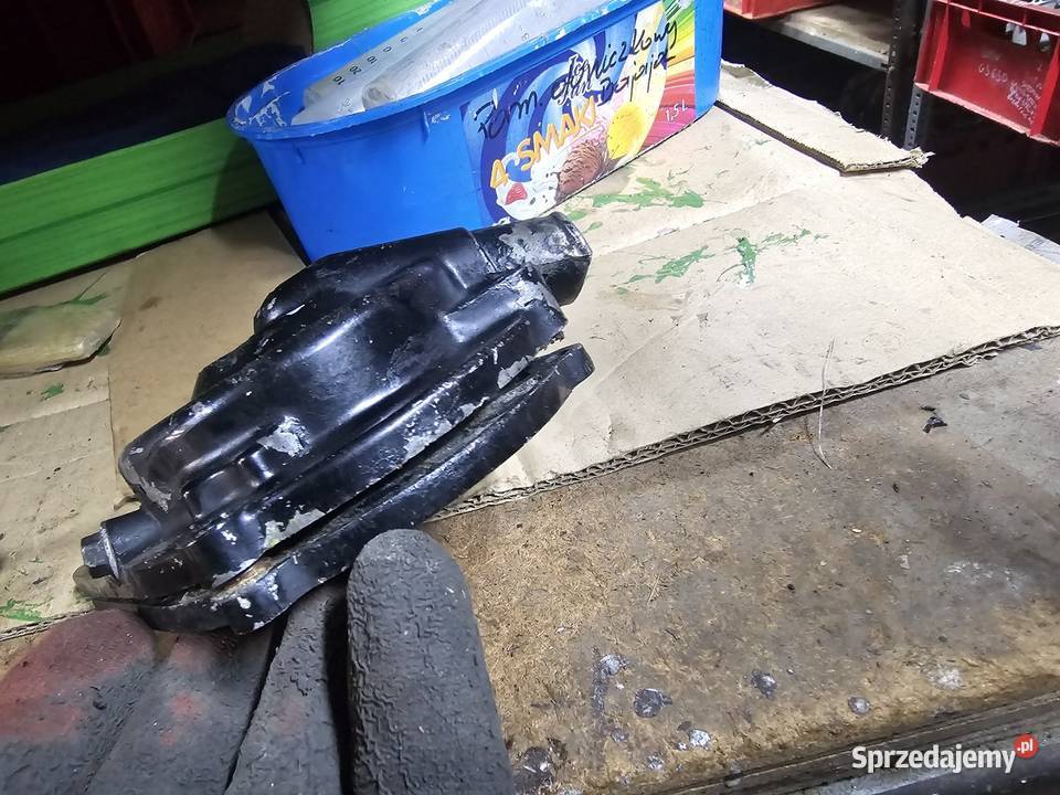 Kawasaki GPZ 500 pompa wody obudowa pompy Jelenia Góra