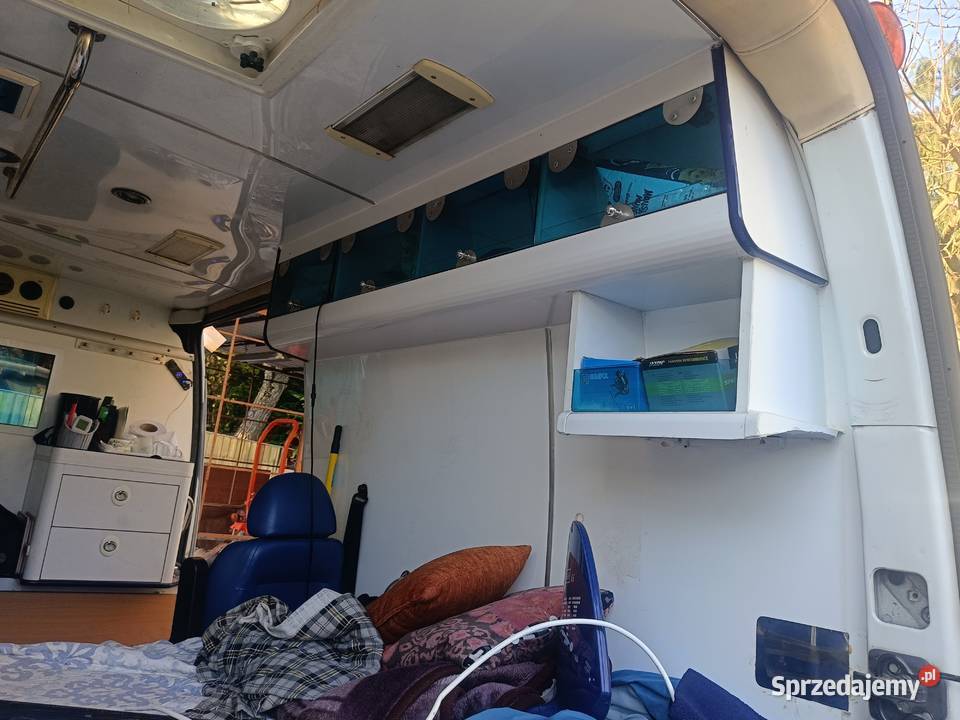 Renault master kempingowy