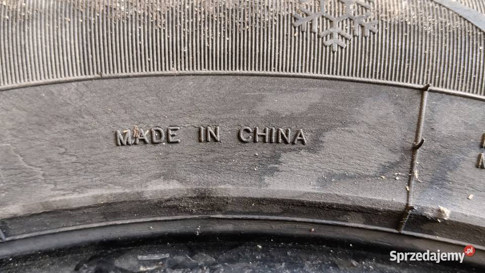 Opony 21560 R17 4 sztuki Samochodowe Narol sprzedam