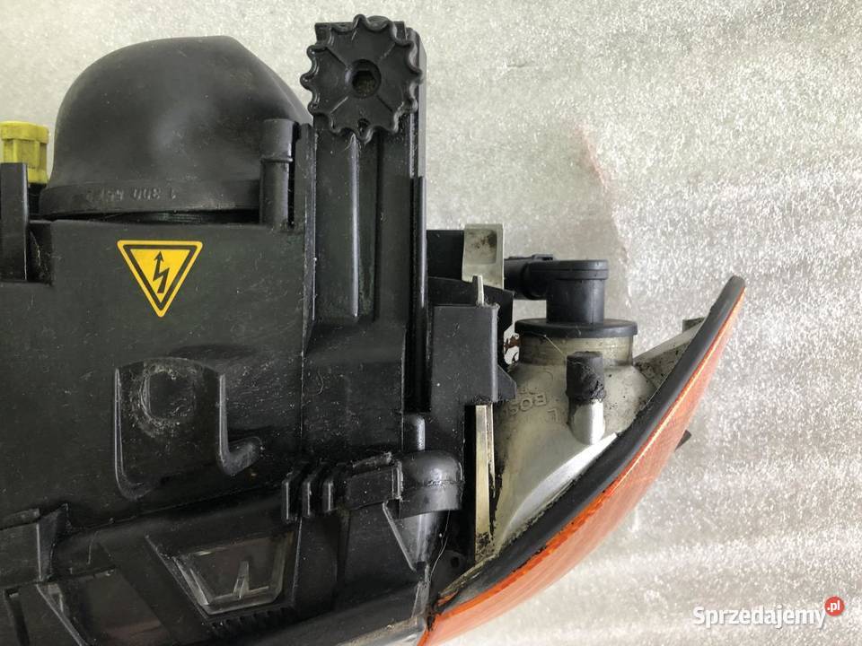 LAMPA LEWY PRZÓD 6902759 BMW E46 XENON EUROPA osobowe Lampy przednie
