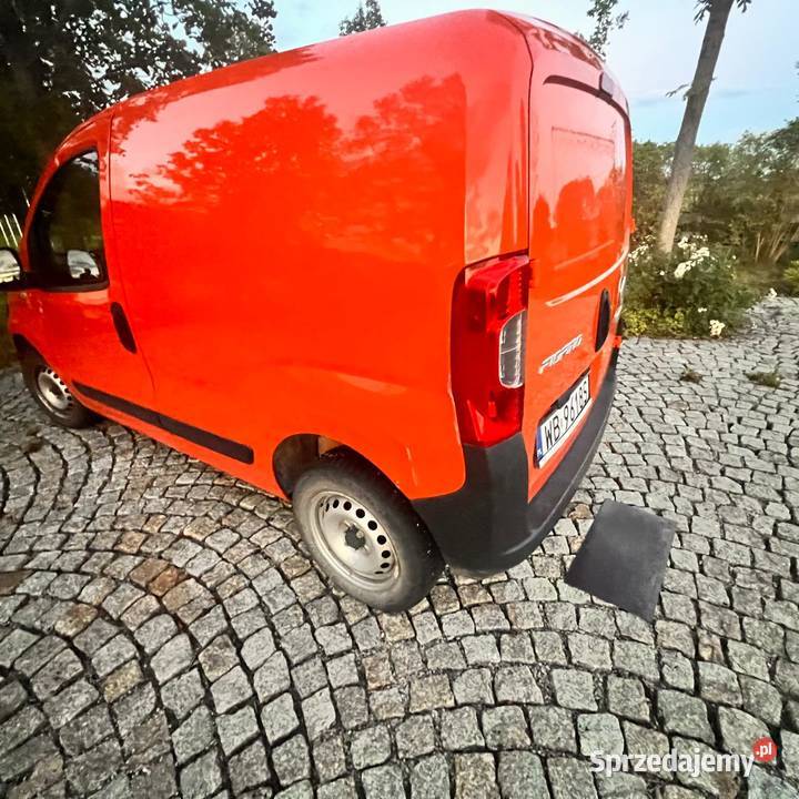 Syndyk sprzeda samochód Fiat Fiorino benzyna Fiat