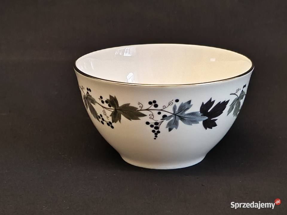 Cukiernica angielska Royal Doulton Burgundy Porcelana i szkło lubelskie Chełm