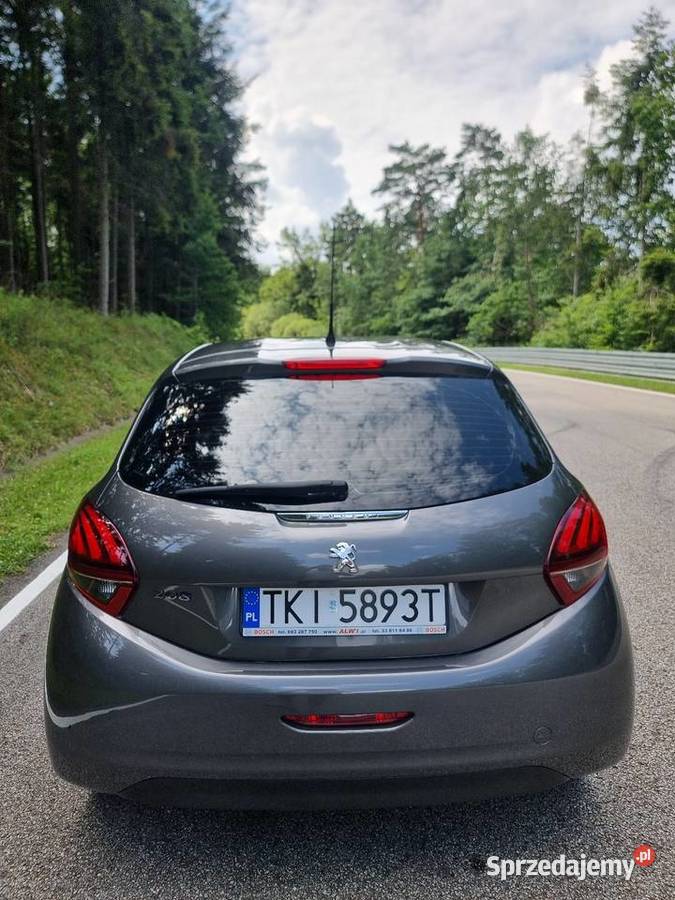 Peugeot 208 16 HDi 2018r