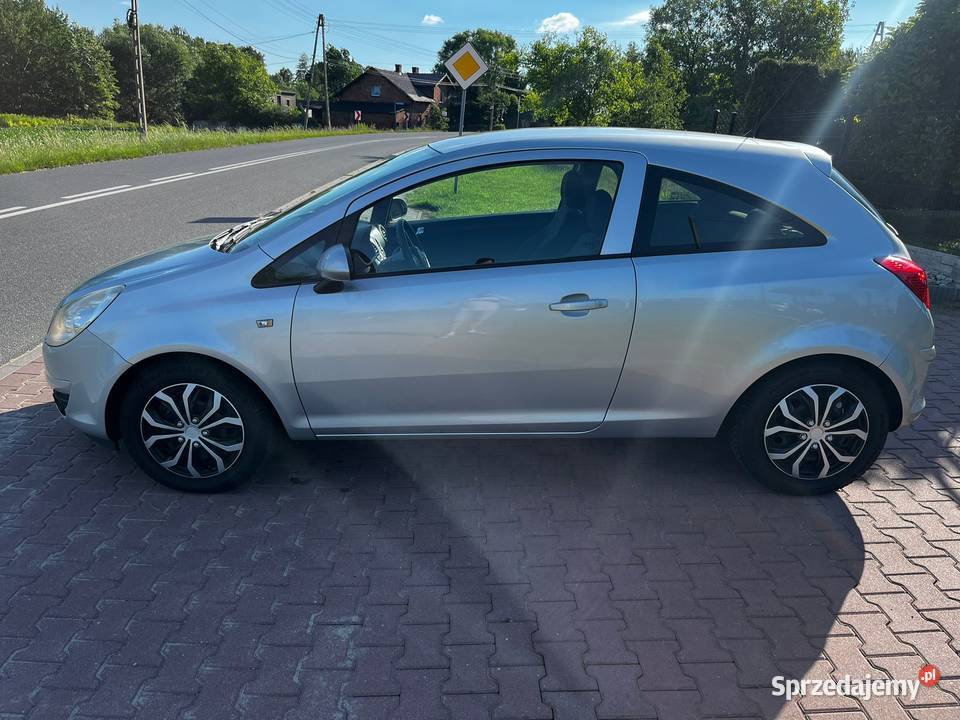 Opel Corsa D 10 śląskie Knurów
