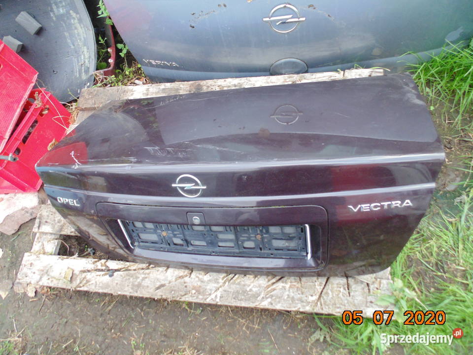 Klapa tylna Opel Vectra B lift sedan 9902 Klapy bagażnika małopolskie Kraków