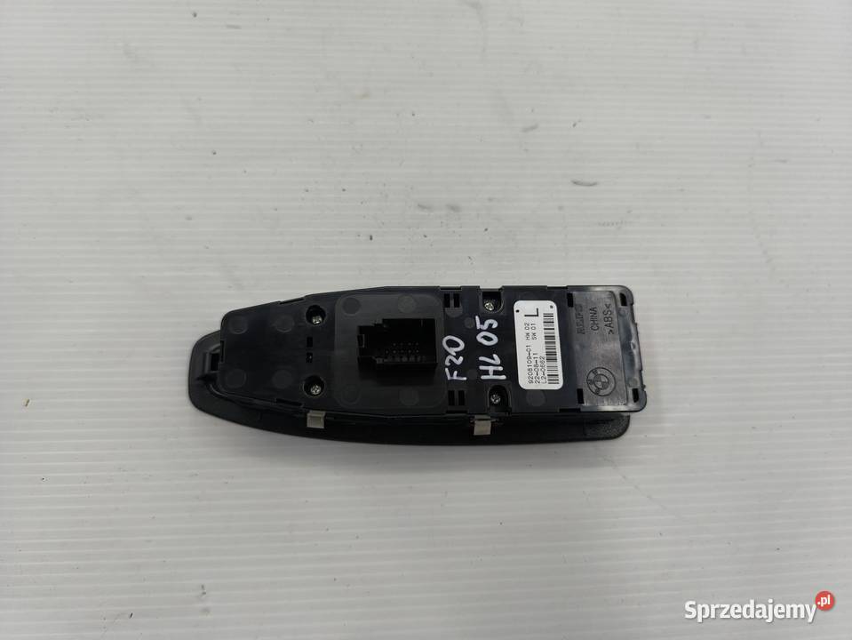 PANEL SZYB LUSTEREK BMW F20 9208109