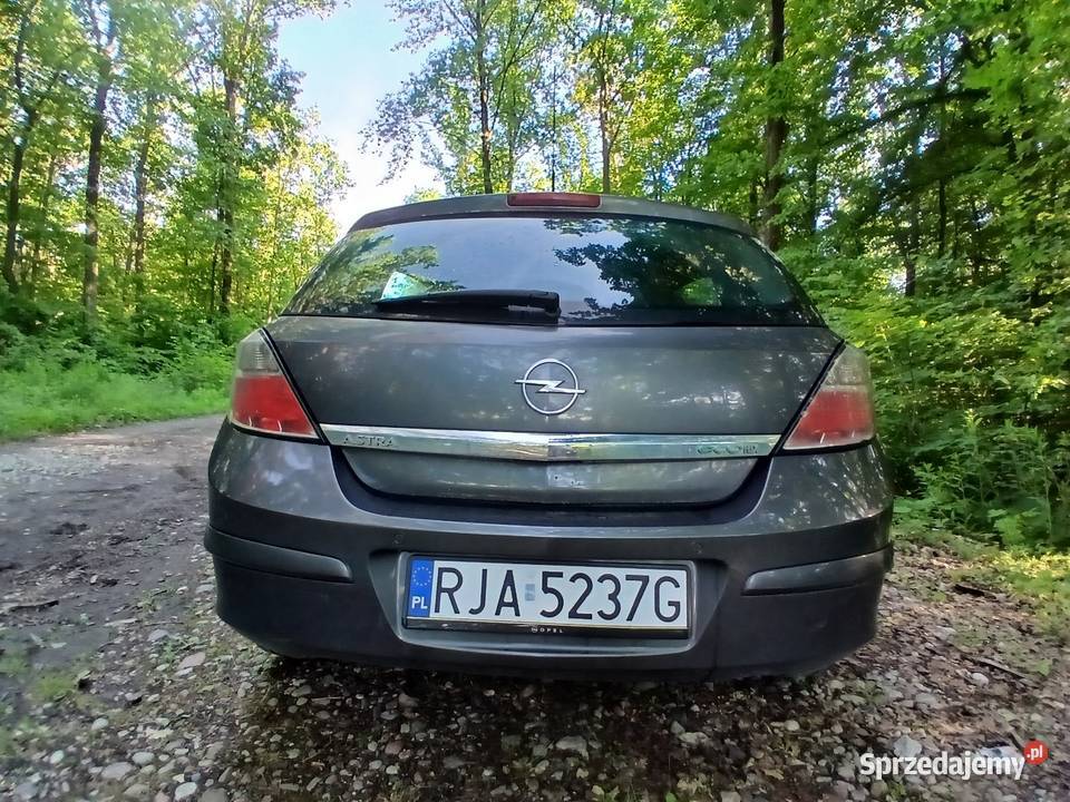 Opel Astra Hatchback 17 cdti 2009 r Lublin