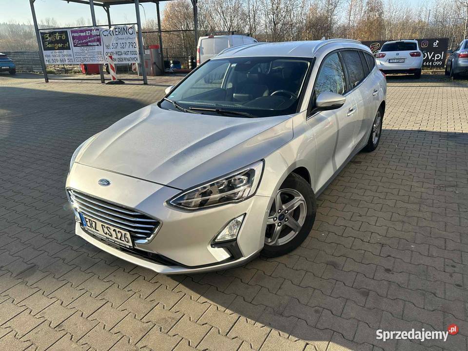 Ford Focus mk4 15 diesel 120 full led sam Starachowice