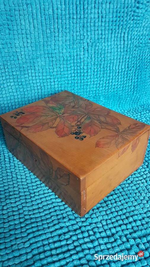 szkatułka drewniana zdobiona Białogard