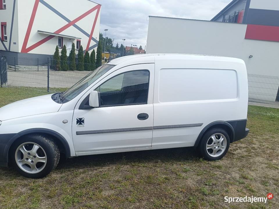 Opel Combo niski przebieg 183 ładny stan sprowadzony wielkopolskie Kopanica