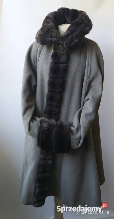 Szary płaszcz z czarnym futrem sztucznym 44 CA Warszawa