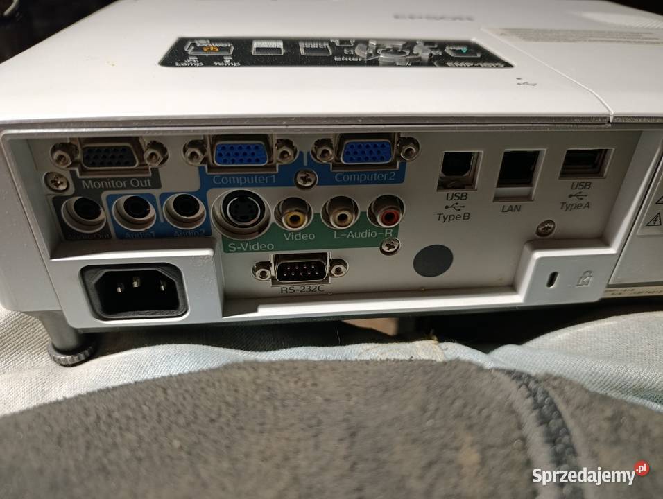 Epson EMP 1815 projektor Monitory i projektory sprzedam