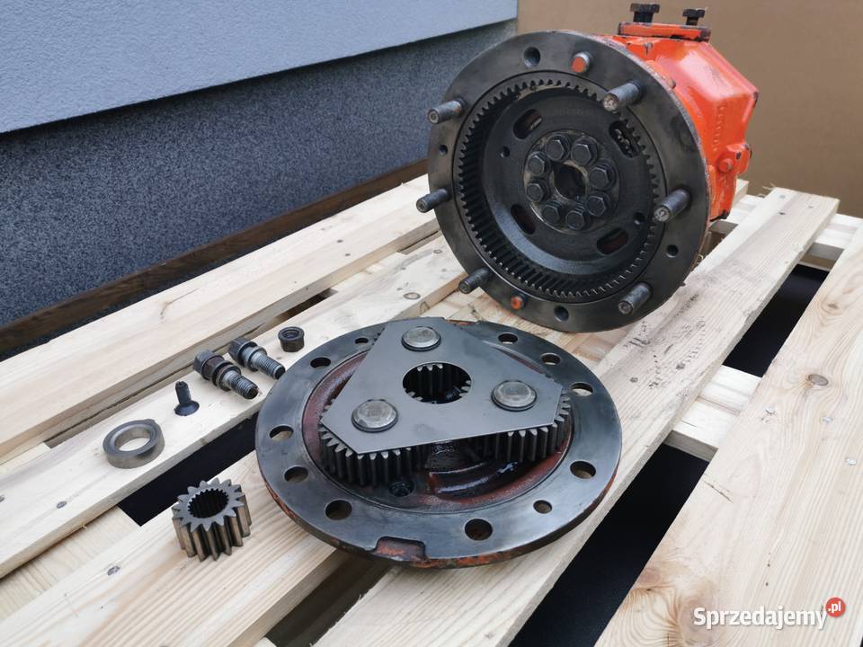 Zwolnica Zwrotnica lewa Fermec 860 Carraro Wilkowo sprzedam