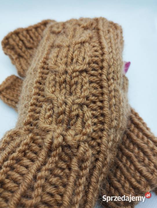 Miękkie ciepłe beżowe mitenki rękodzieło wełna warmińsko-mazurskie Olsztyn