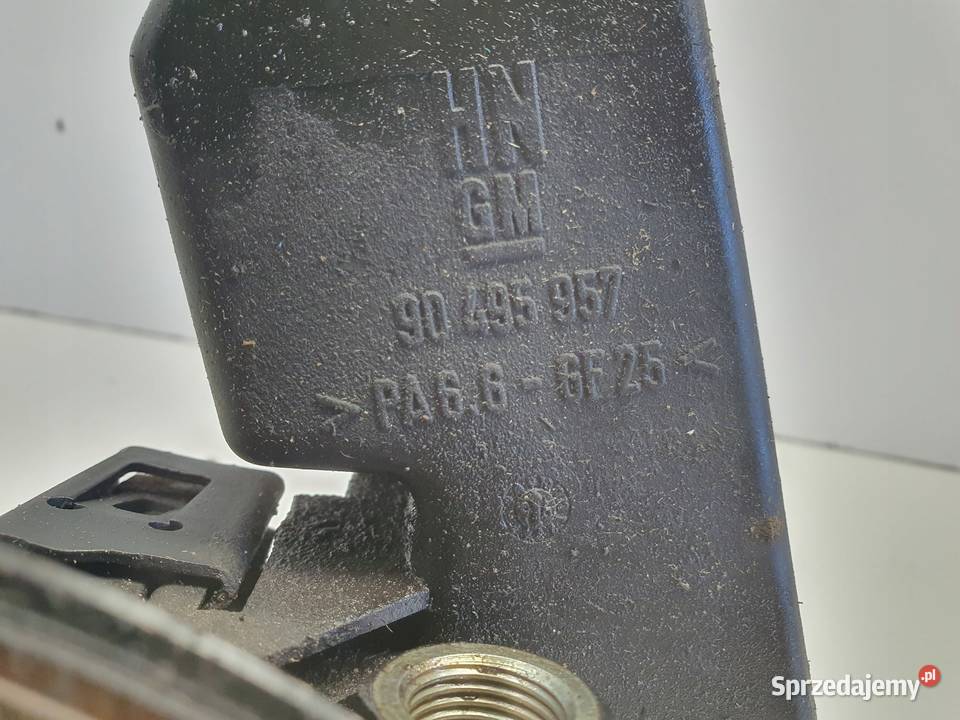 Opel Vectra B 18 16V POMPA WSPOMAGANIA 90495957 Pompy wspomagania lubelskie