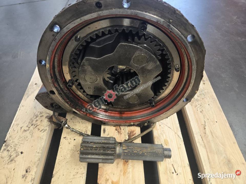 Zwolnica tylna Renault Ares 546 540 550 556 dolnośląskie Byków sprzedam