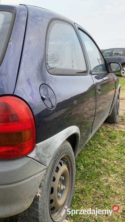 Opel Corsa B nieuszkodzony