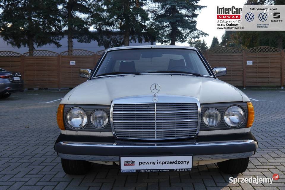 MERCEDESBENZ COUPE 300CD 300