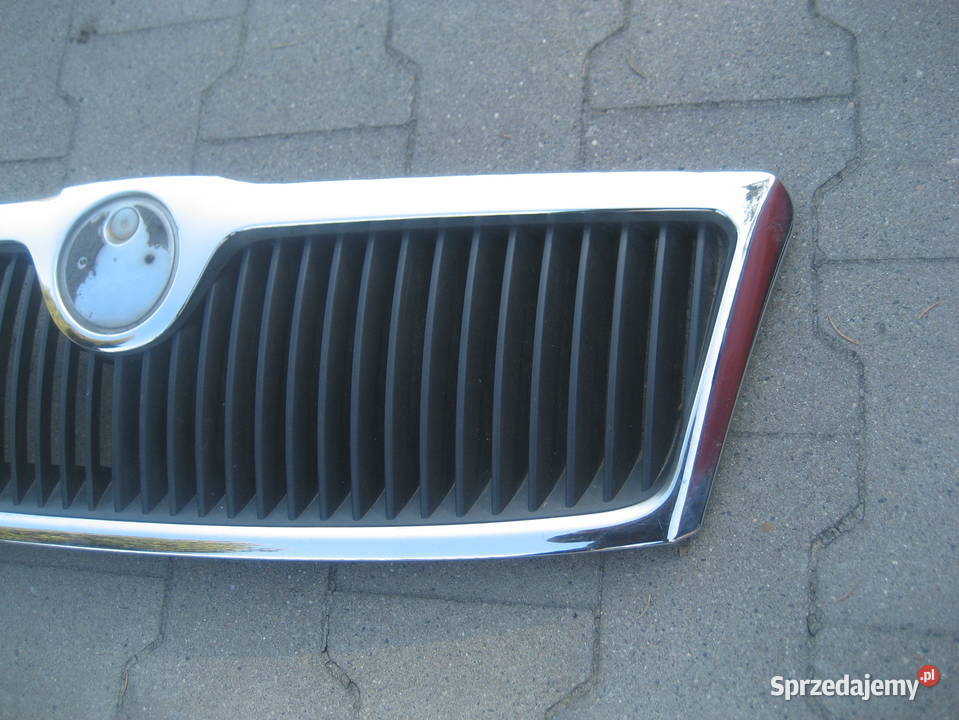 skoda octavia ii 0408r atrapa grill 1z0853668 osobowe wielkopolskie Rakoniewice