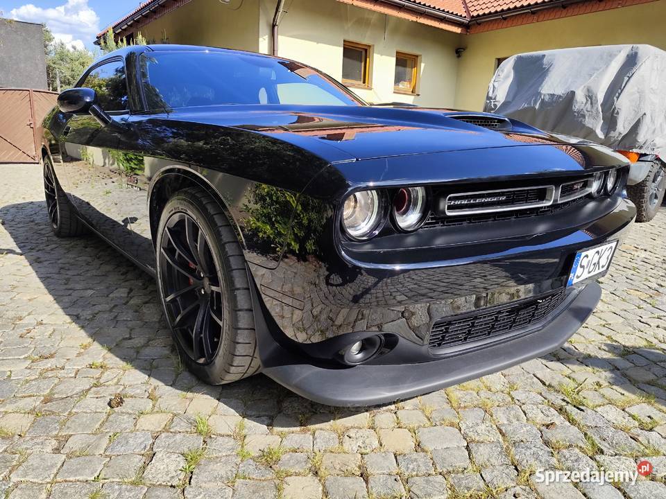Dodge Challenger 57 RT V8 HEMI bezwypadkowy automatyczna Challenger Nowe Chechło