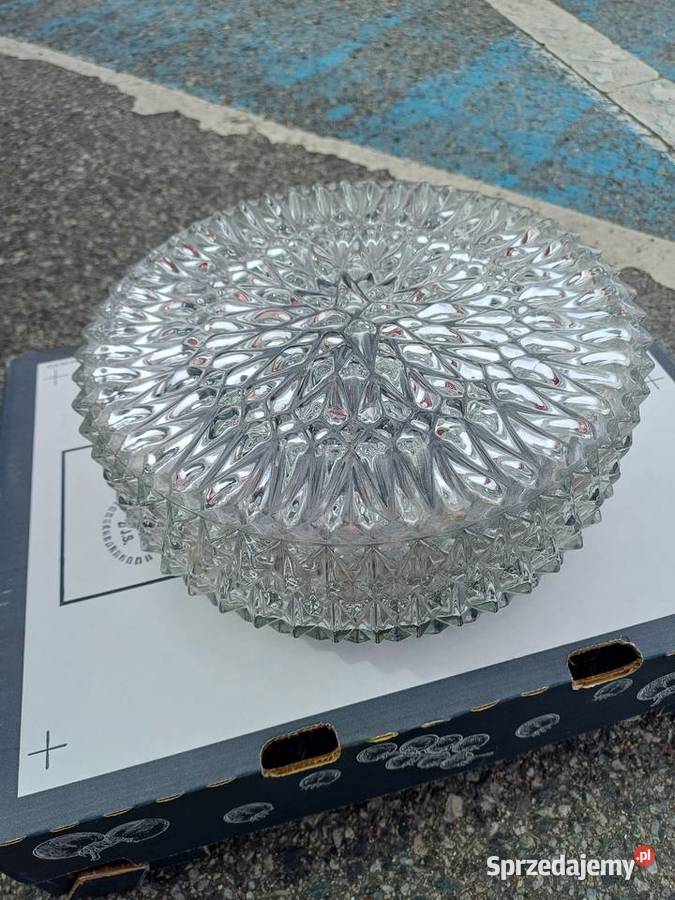 Retro plafon z 1969 roku kryształmetal na jedną Pozostałe Lubań