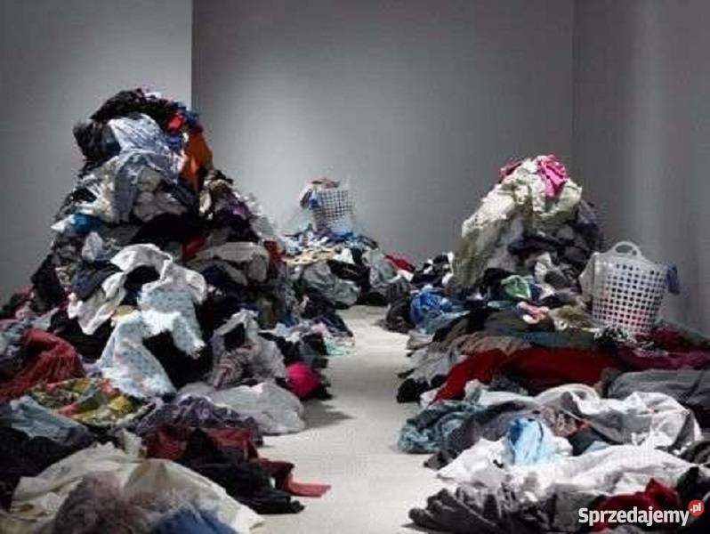 Sprzedaż ubrań butów dodatków second hand Sosnowiec