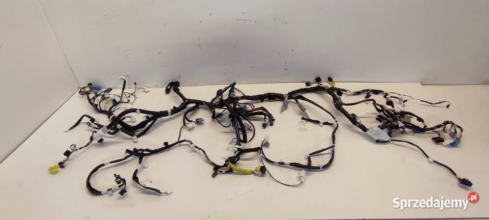 MAZDA 2 TOYOTA YARIS IV WIĄZKA DESKI KOKPITU osobowe sprzedam