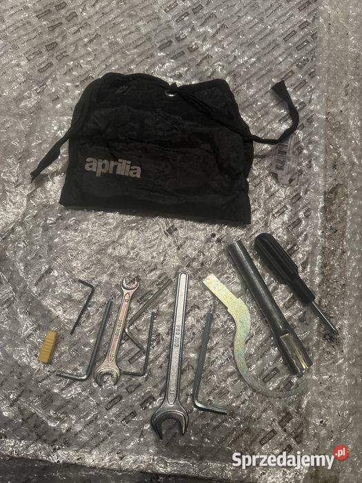 Narzedzia Aprilia M179 Zestaw Naprawczy wielkopolskie Poznań