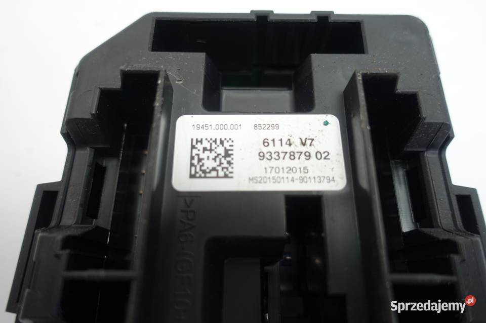 BMW GT F34 318D 20 D SKRZYNKA BEZPIECZNIKÓW bsi Rudka