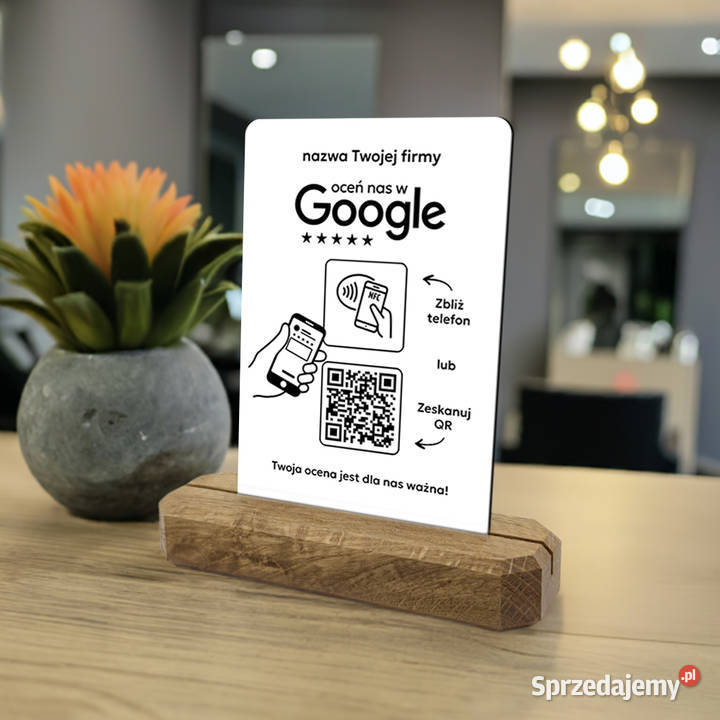 Stojak prezenter z QR i NFC do zbierania opinii Usługi reklamowe Opole